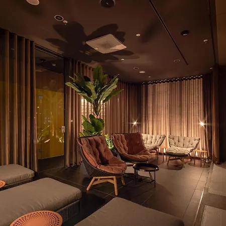 B'mine Frankfurt Airport 4* Франкфурт-на-Майне