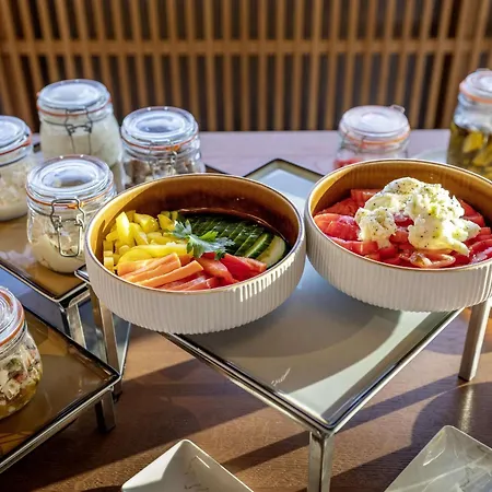 Отель B'mine Frankfurt Airport 4*