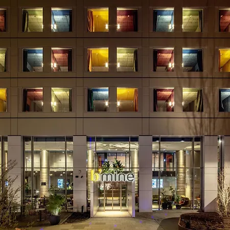 Hotel B'mine Frankfurt Airport 4*