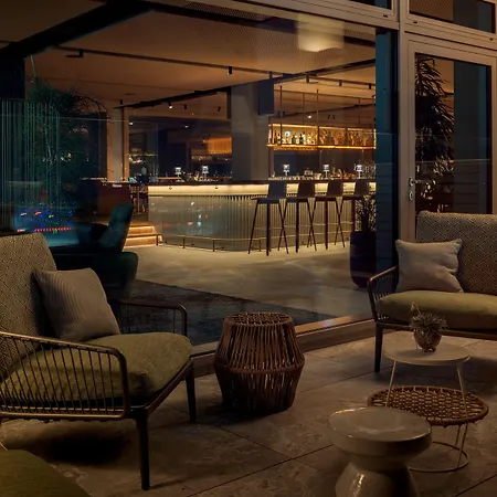 B'mine Frankfurt Airport Франкфурт-на-Майне