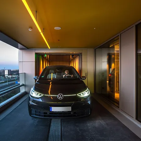 B'mine Frankfurt Airport 4* Франкфурт-на-Майне