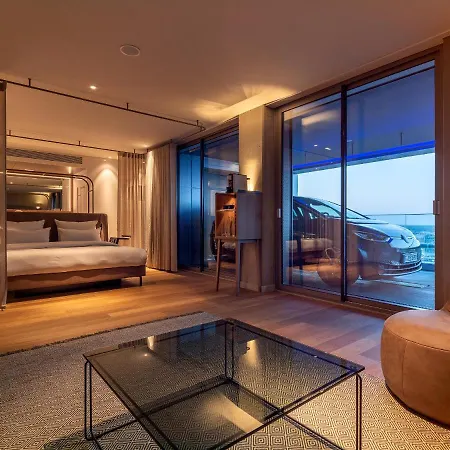 B'Mine Frankfurt Airport, Worldhotels Crafted 4*