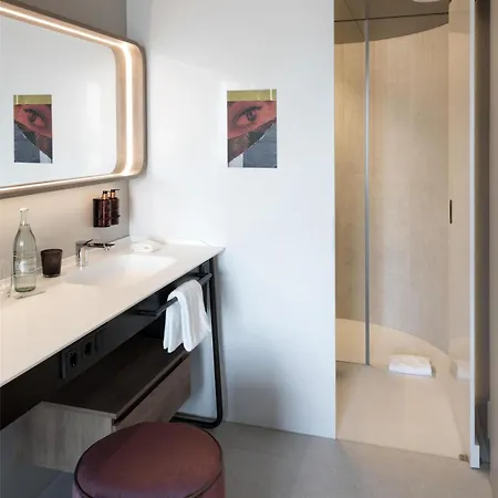 호텔 B'mine Frankfurt Airport