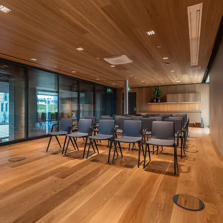 Hotel B'mine Frankfurt Airport, Worldhotels Crafted Frankfurt am Main