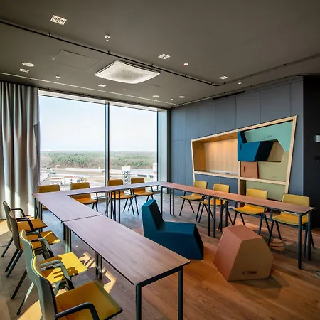 B'mine Frankfurt Airport, Worldhotels Crafted Hotel