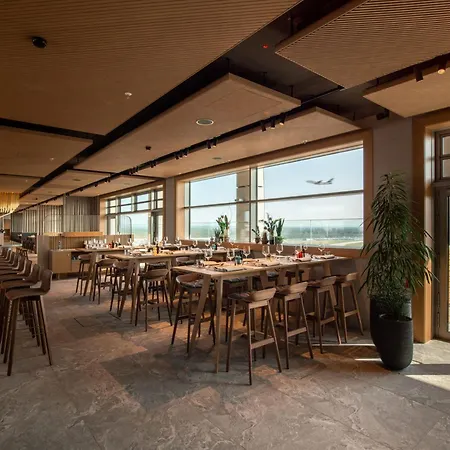 B'mine Frankfurt Airport, Worldhotels Crafted 4* Frankfurt am Main