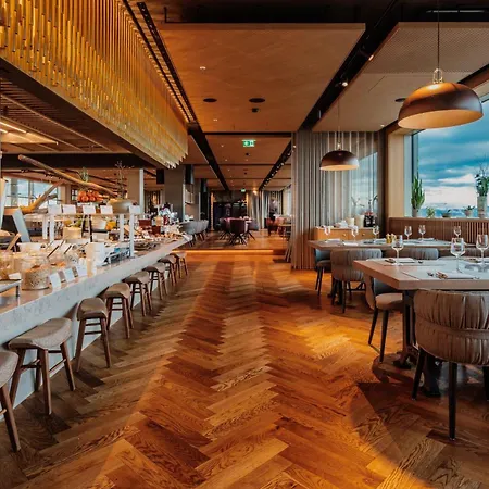 B'mine Frankfurt Airport, Worldhotels Crafted 4*