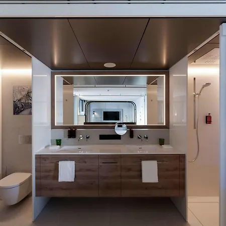 B'mine Frankfurt Airport, Worldhotels Crafted 4* Frankfurt am Main