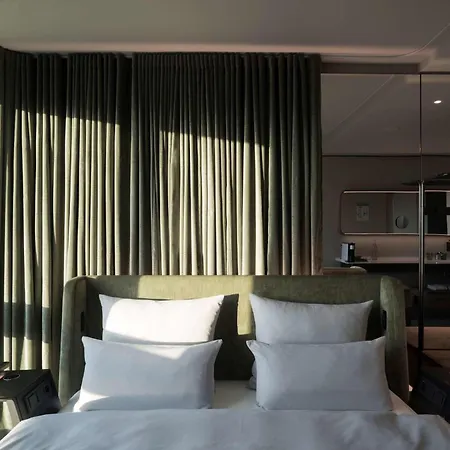 B'mine Frankfurt Airport, Worldhotels Crafted