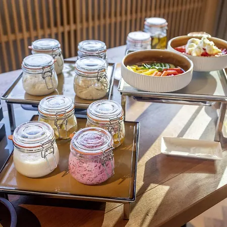 B'mine Frankfurt Airport, Worldhotels Crafted