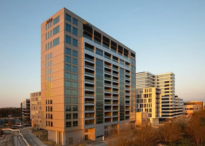 B'mine Frankfurt Airport Hotel