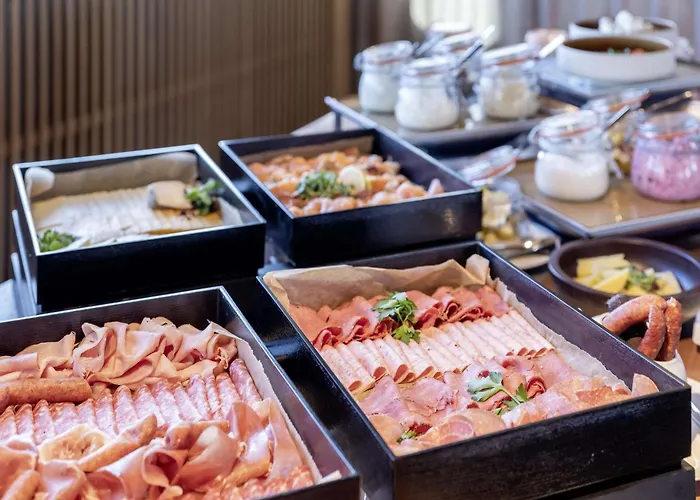 B'mine Frankfurt Airport Hotel 4*