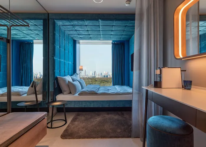 B'mine Frankfurt Airport フランクフルト