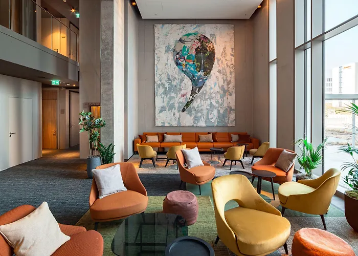 B'mine Frankfurt Airport ホテル 4*