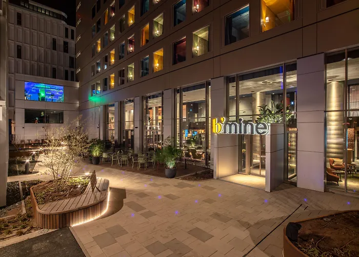 B'mine Frankfurt Airport 4*