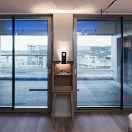 B'mine Frankfurt Airport Hotell 4*