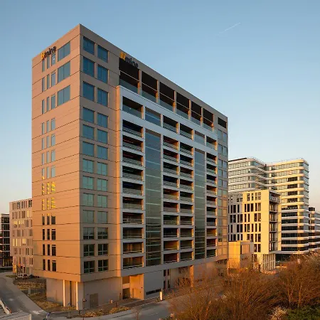 B'mine Frankfurt Airport 호텔