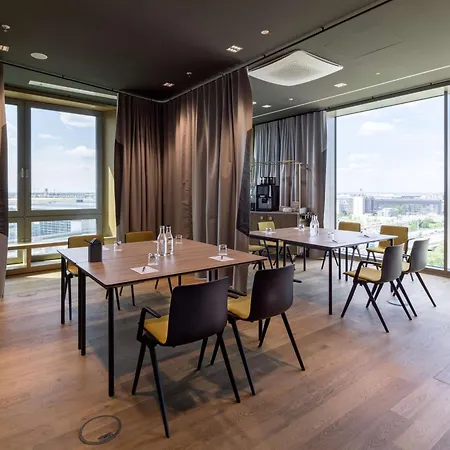 B'mine Frankfurt Airport 프랑크푸르트