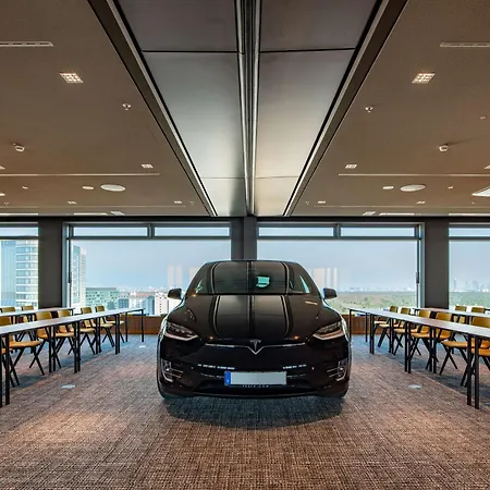 B'mine Frankfurt Airport Hotell 4*