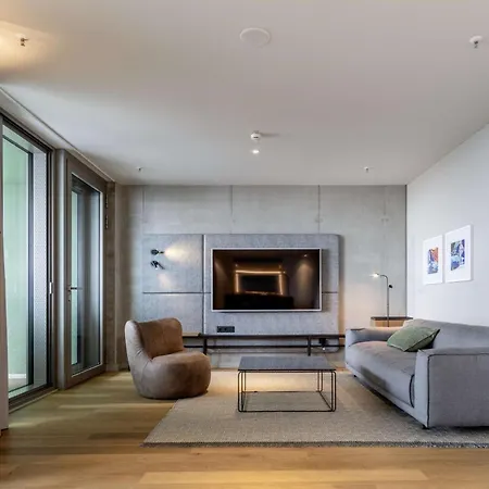 Hotell B'mine Frankfurt Airport 4*