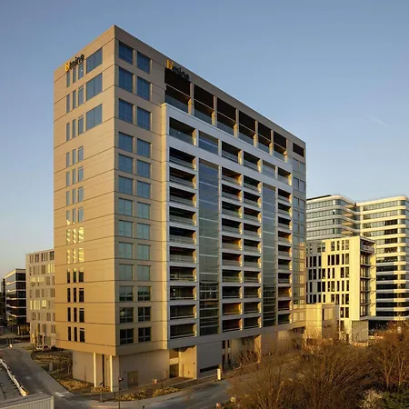 B'mine Frankfurt Airport Hotell Frankfurt am Main