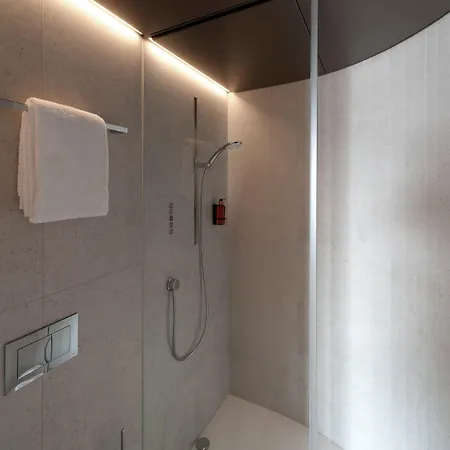 B'mine Frankfurt Airport Hotell